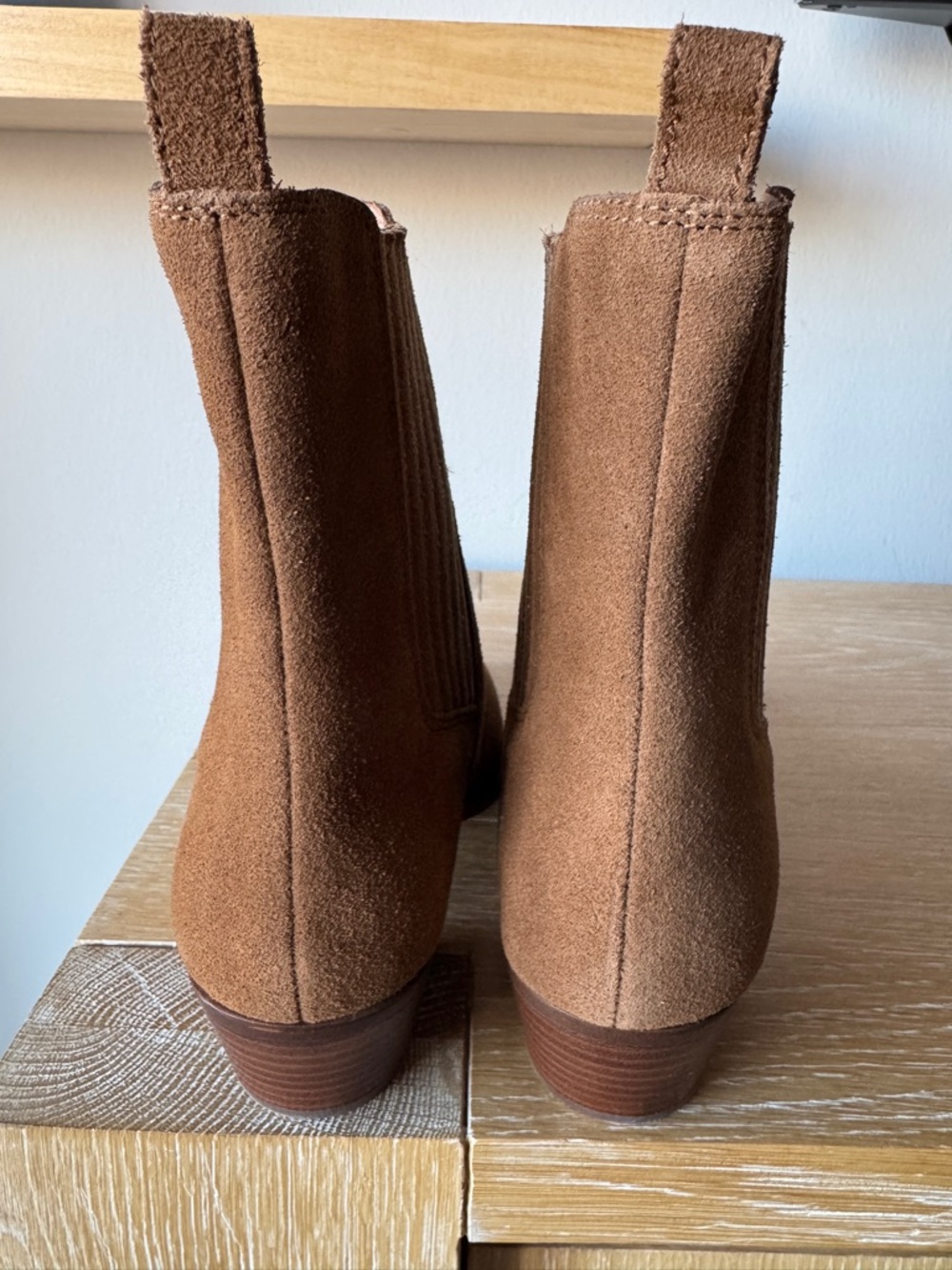 NWOB! MADEWELL Women’s The Ingrid Chelsea Boot in Suede, Dried Acorn, Size 10.5 - Picture 13 of 16